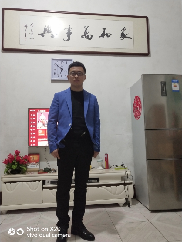 孤独的狼的第一张照片--济宁上门女婿服务网